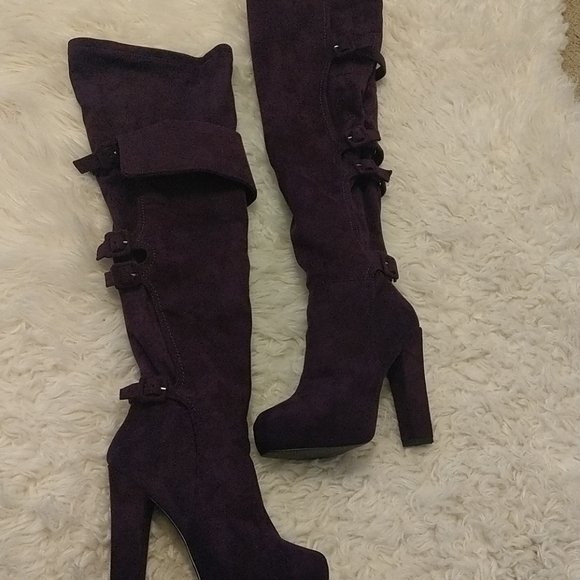 Bakers Shoes - Sexy over the knee suede dark purple boots